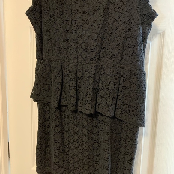Black Peplum Dress Size 1X - Picture 6 of 6